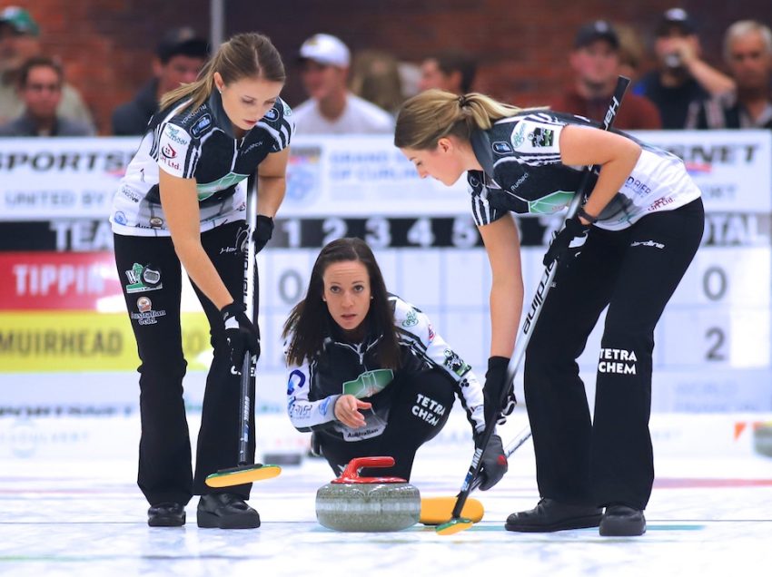 Julie Tippin wins StuSells Toronto Tankard