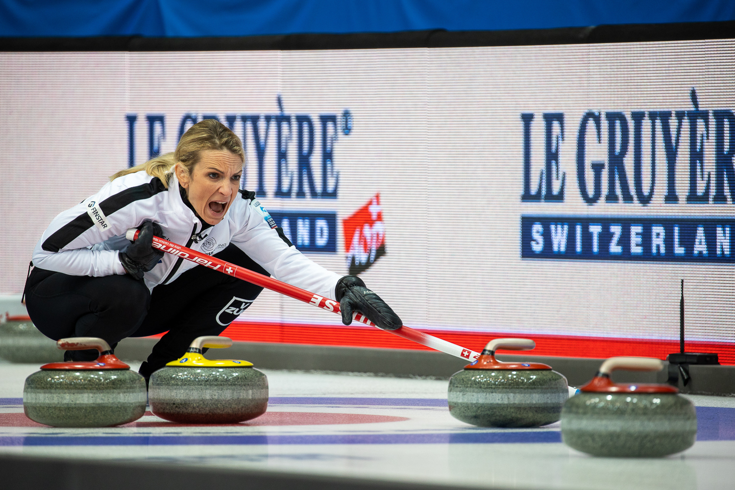 CurlingZone World champs Tirinzoni continue winning ways in opening game at Players
