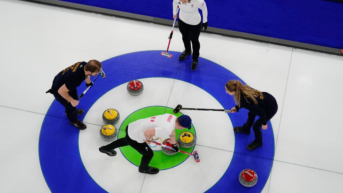 Sweden and USA advance to gold medal game